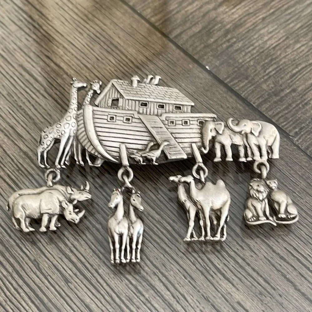 Vintage JJ Jonette Jewelry Pewter Spoontiques Noah’s Ark Animal Pin - Pin Art